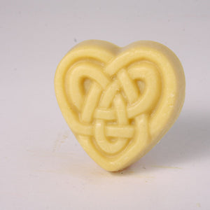 Hearts Celtic Knot - White Tea & Ginger