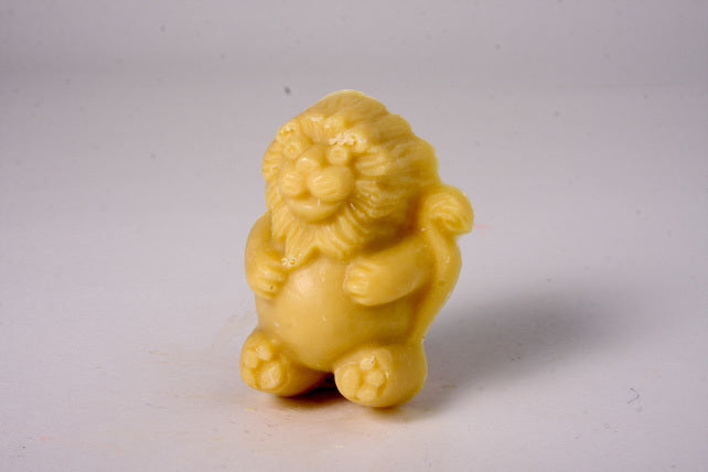 Lil Scrubber Standing Lion - Apple-licious